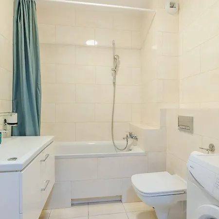 Shortstaypoland Skierniewicka Appartement *